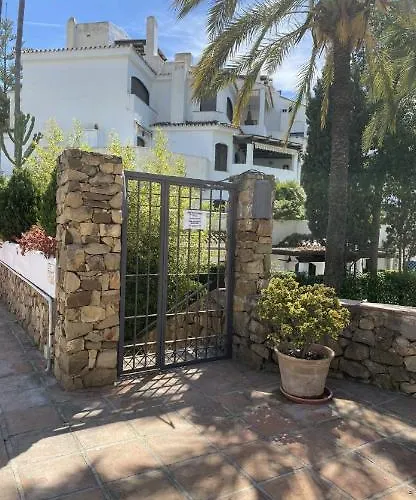 Elviria Luxury בית נופש מארבלה