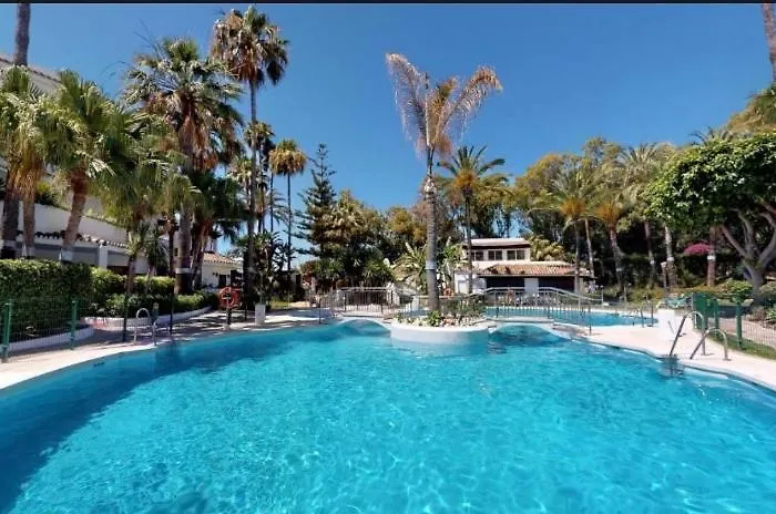 בית נופש Elviria Luxury *